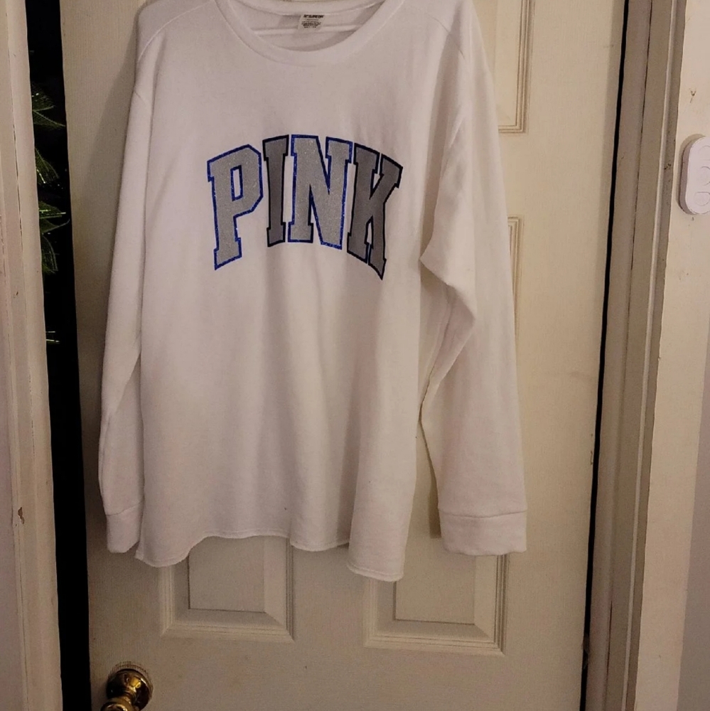 Pink vs sweatshirt